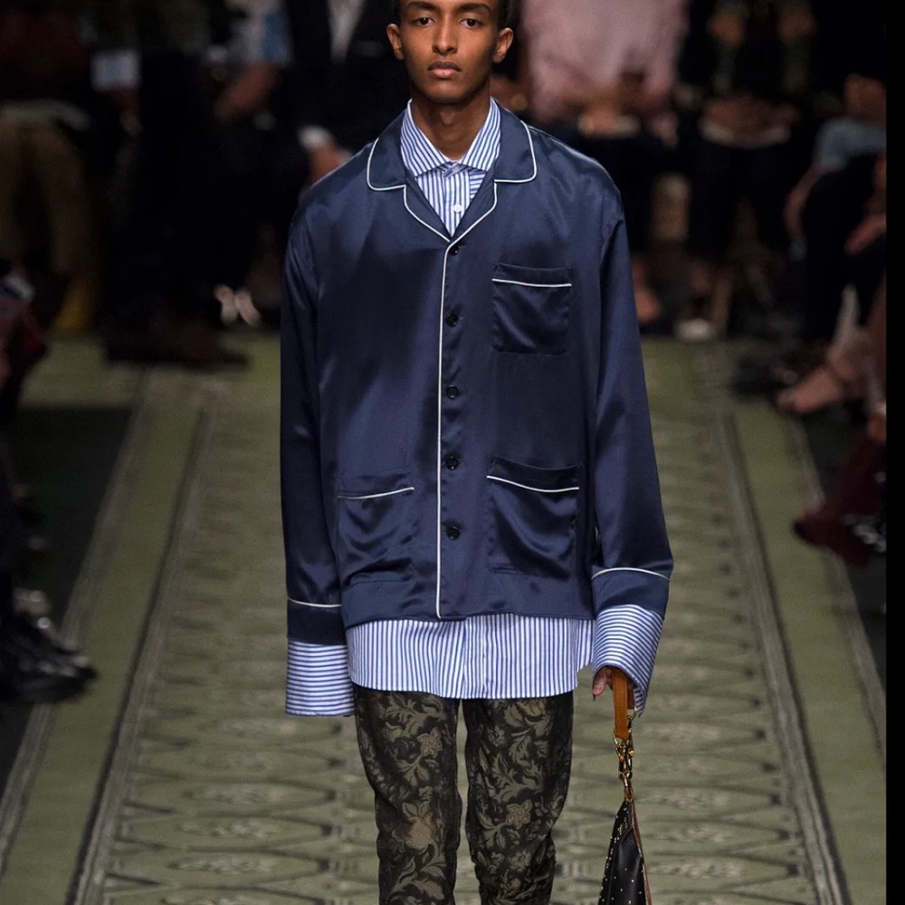 BURBERRY Relaxed Fit Striped Silk & Cotton Blazer, Runway (Fall 2016) 💯Authentic - Picture 16 of 16